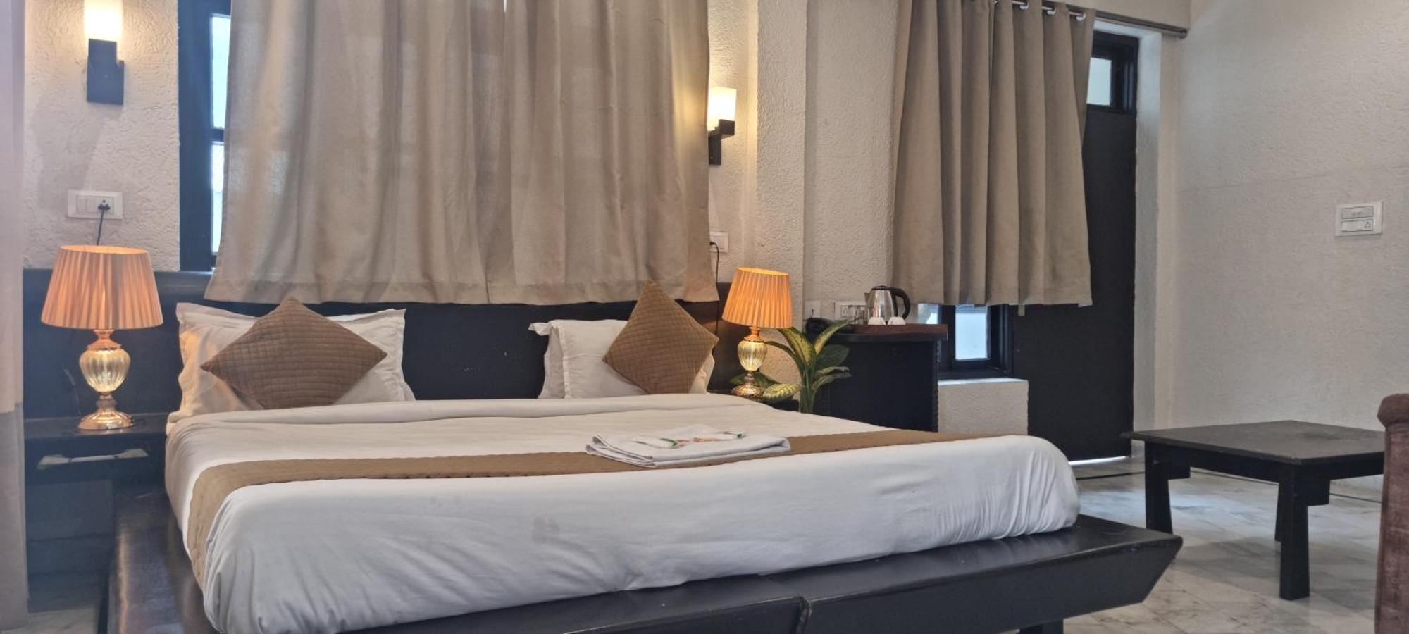 Praana Wellness Resort By Around Stays Rishikesh Bagian luar foto