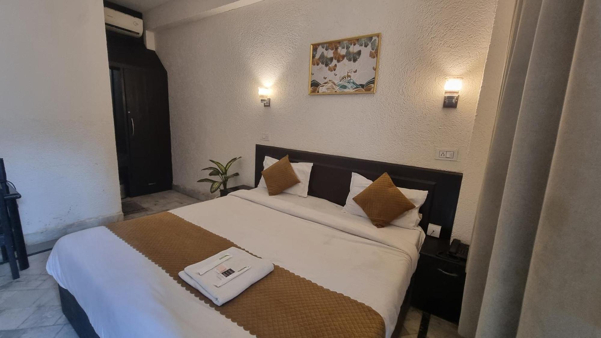 Praana Wellness Resort By Around Stays Rishikesh Bagian luar foto