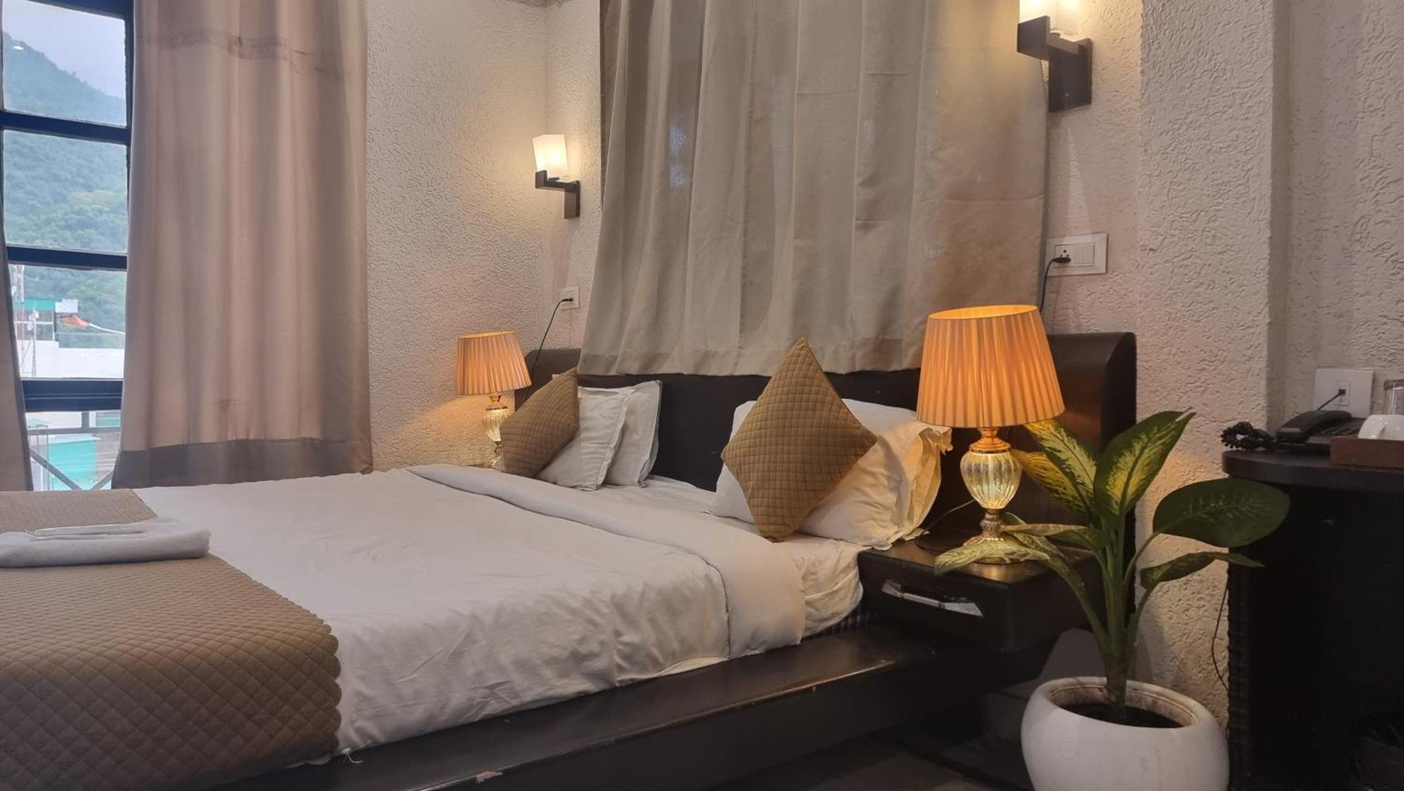 Praana Wellness Resort By Around Stays Rishikesh Bagian luar foto
