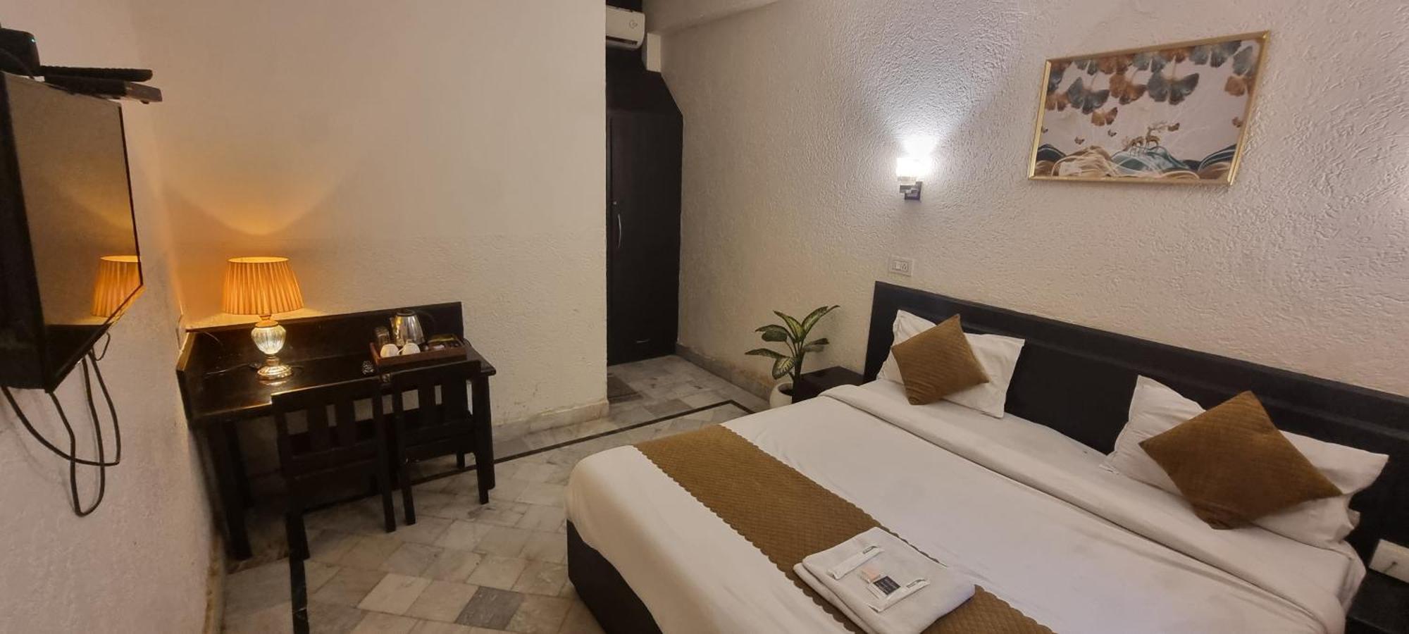 Praana Wellness Resort By Around Stays Rishikesh Bagian luar foto