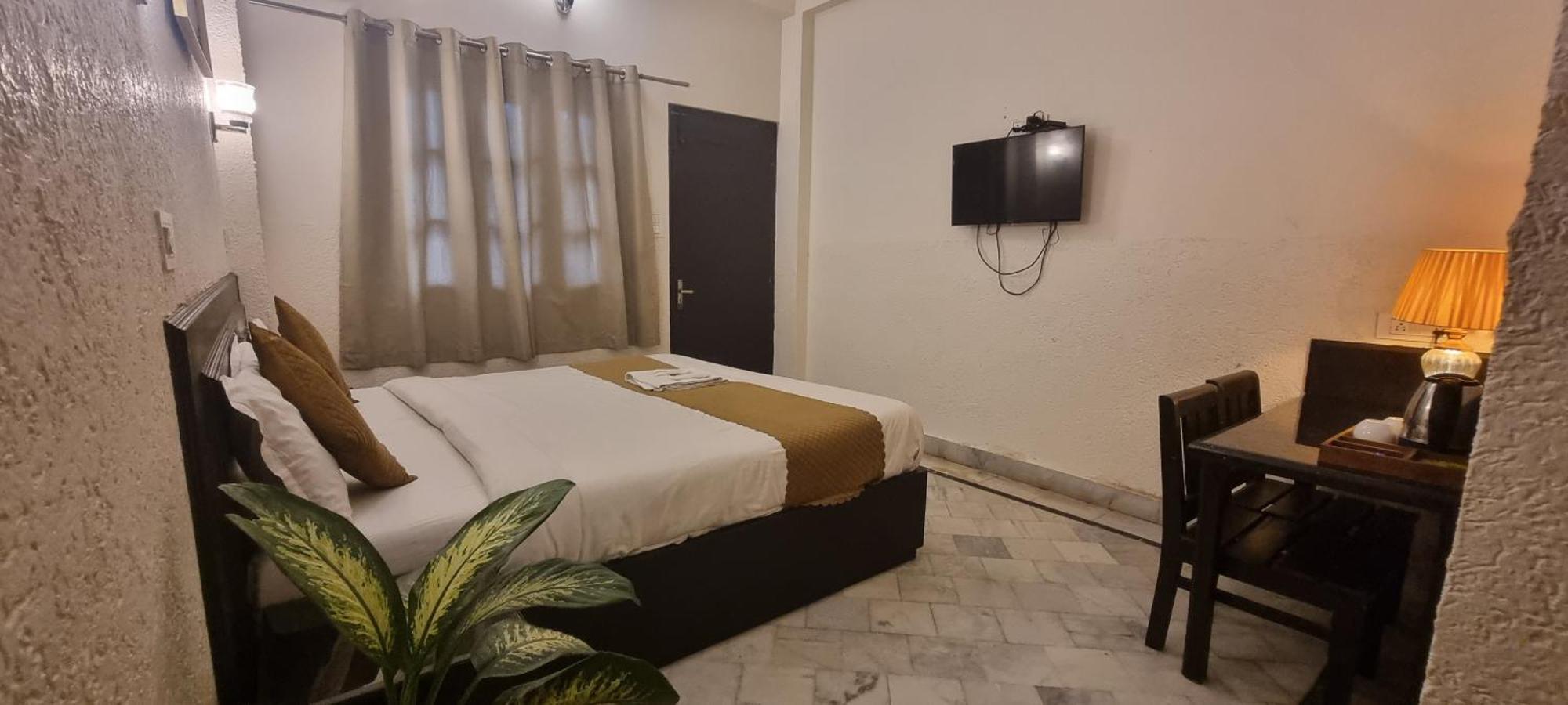 Praana Wellness Resort By Around Stays Rishikesh Bagian luar foto