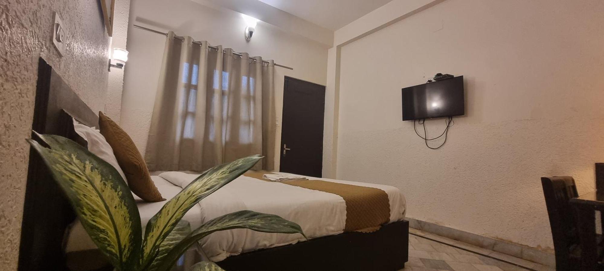 Praana Wellness Resort By Around Stays Rishikesh Bagian luar foto