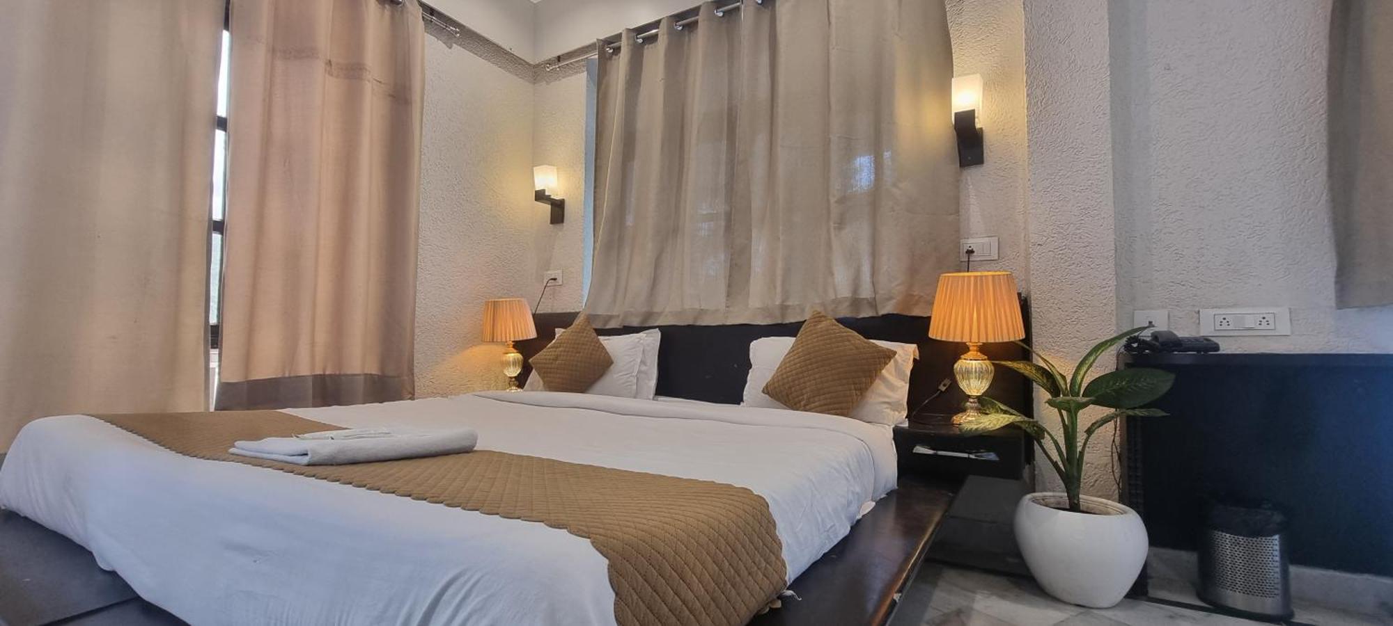 Praana Wellness Resort By Around Stays Rishikesh Bagian luar foto